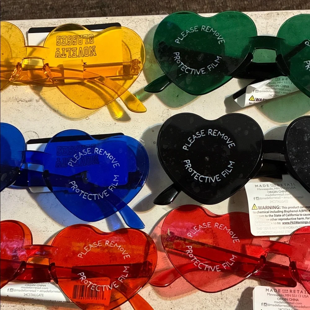 Heart-Shaped Sunglasses Set in Multiple Colors